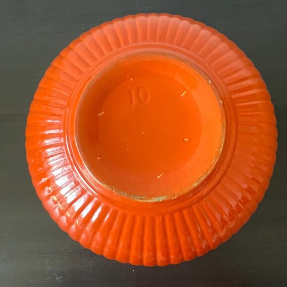 Vintage 1930s Red Wing Orange Mixing Bowl 10" // Ribbed Ceramic // Gypsy Trail - Picture 6 of 9